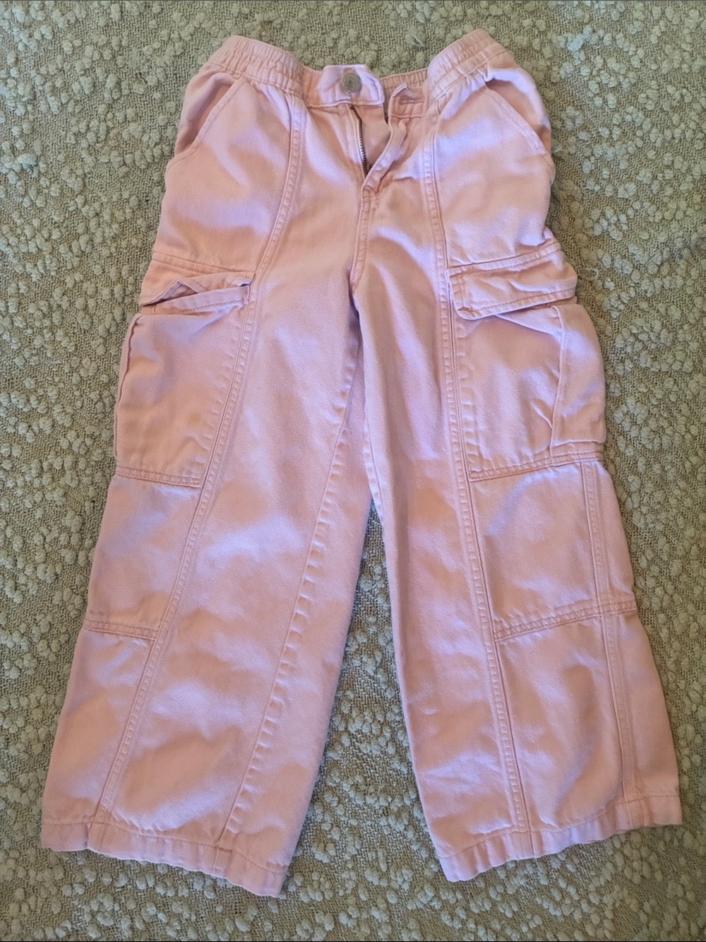 Girls Levi’s high rise baggy jeans
